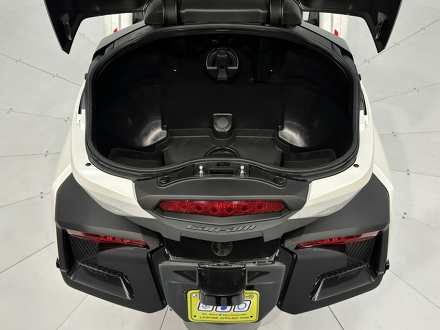 2026 Can-AM RT Limited (SE6)