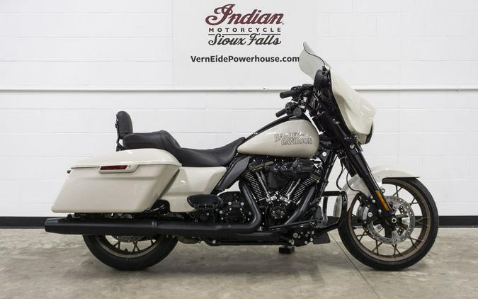 2023 Harley-Davidson® FLHXST - Street Glide® ST