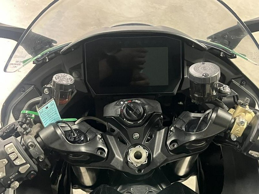 2023 Kawasaki Ninja H2® SX SE