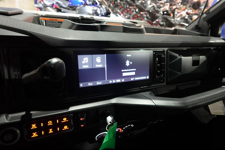 2026 Can-Am Defender MAX Limited HD11