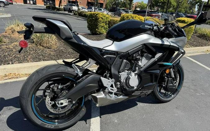 2025 CFMOTO 675SS
