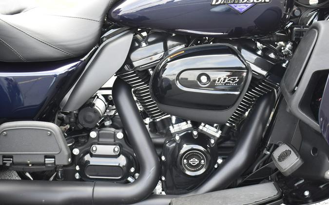 2025 Harley-Davidson Tri Glide Ultra Mystic Shift - Black Finish