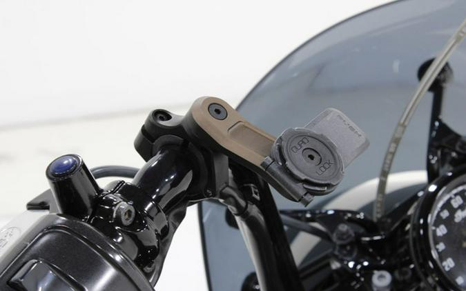 2019 Indian Scout Bobber Thunder Black