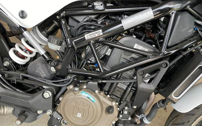 2023 Husqvarna Motorcycles VITPILEN 401
