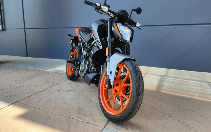 2023 KTM 200 DUKE