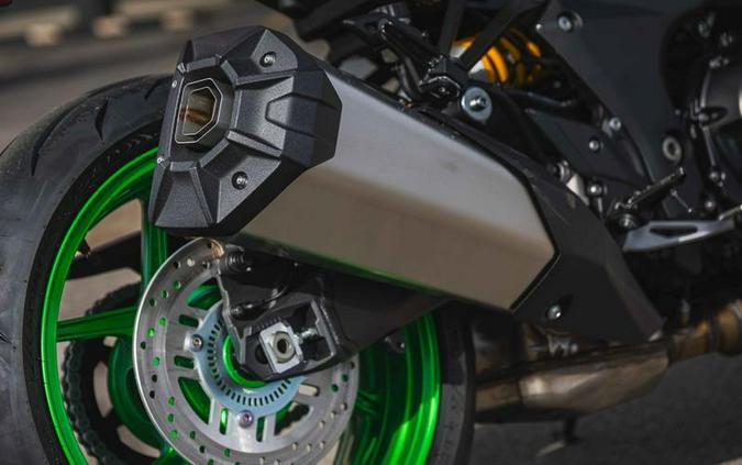 2026 Kawasaki Z1100 SE ABS