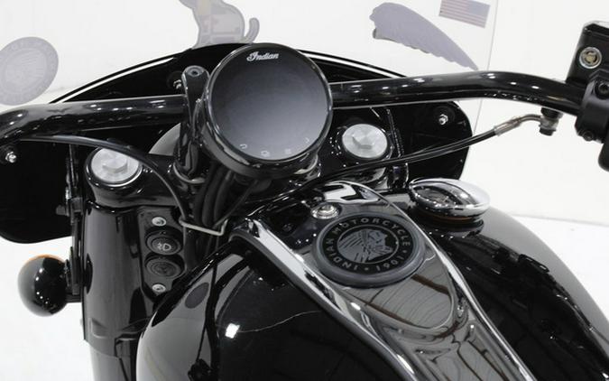 2025 Indian Super Chief Limited Black Metallic
