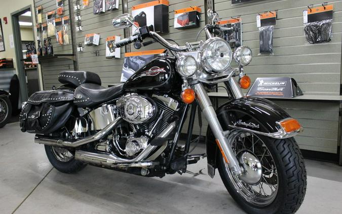 2005 Harley-Davidson® FLSTC - Heritage Softail® Classic