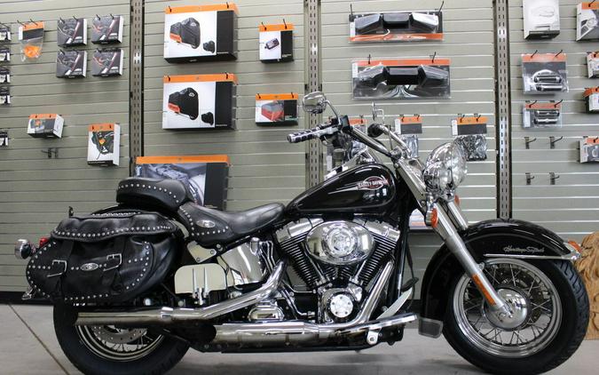 2005 Harley-Davidson® FLSTC - Heritage Softail® Classic