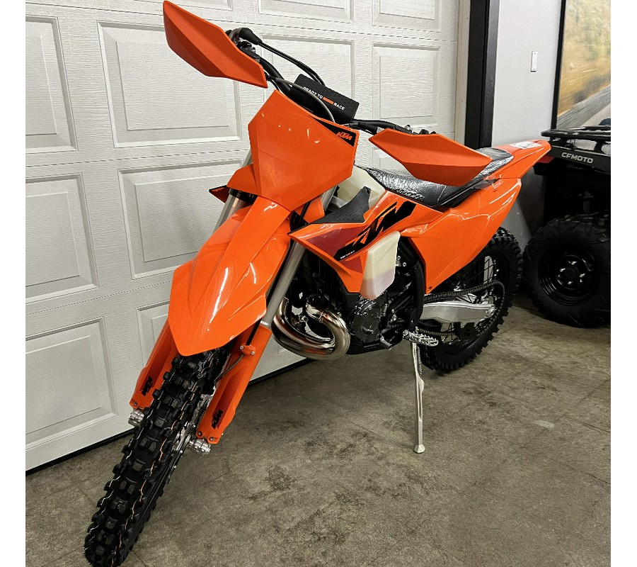 2025 KTM 250 XC