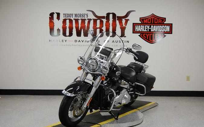 2022 Harley-Davidson Softail FLHCS - Heritage Classic 114