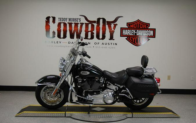 2022 Harley-Davidson Softail FLHCS - Heritage Classic 114