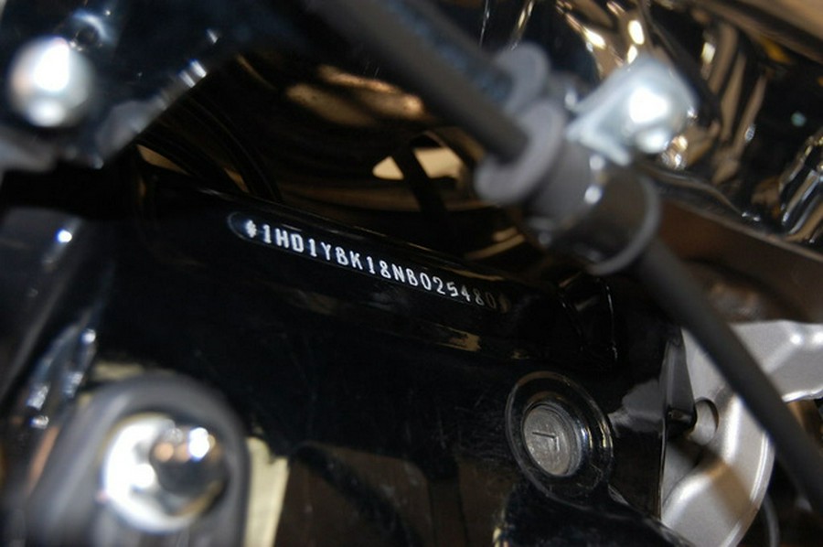 2022 Harley-Davidson Softail FLHCS - Heritage Classic 114