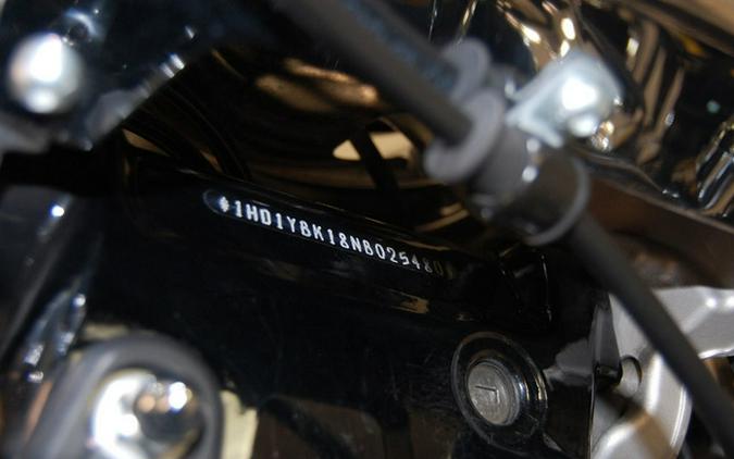 2022 Harley-Davidson Softail FLHCS - Heritage Classic 114