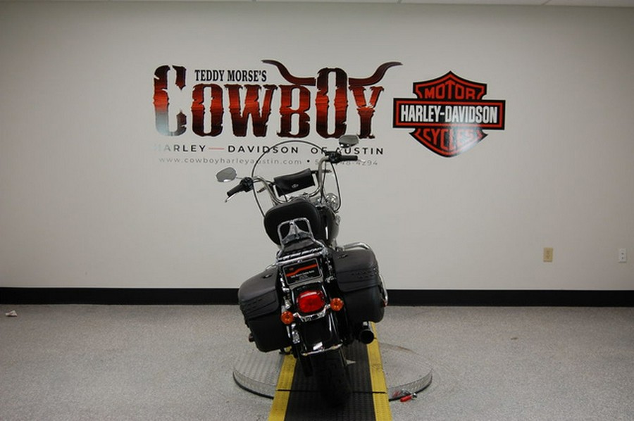 2022 Harley-Davidson Softail FLHCS - Heritage Classic 114