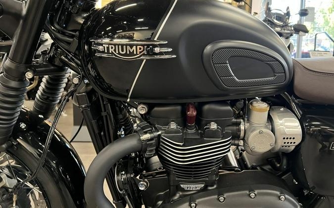 2023 Triumph Bonneville T120 Black Sapphire Black / Matte Sapphire Black