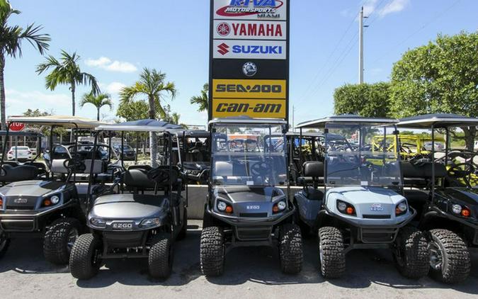 2023 Can-Am Defender X Mr With Doors HD10