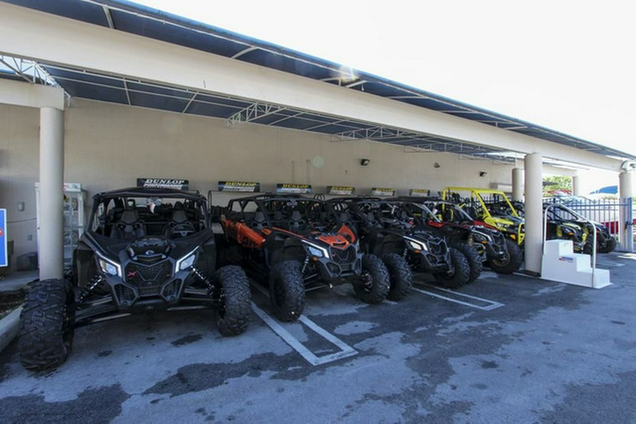 2023 Can-Am Defender X Mr With Doors HD10