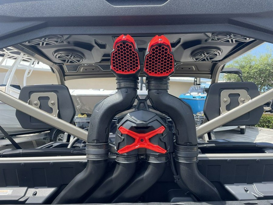 2023 Can-Am Defender X Mr With Doors HD10
