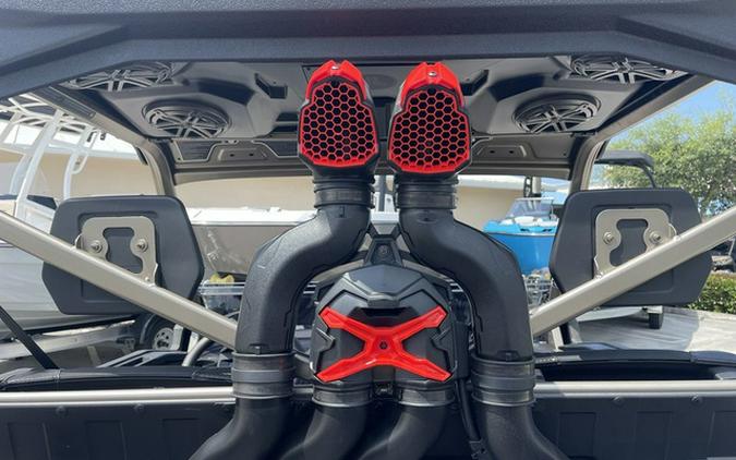 2023 Can-Am Defender X Mr With Doors HD10