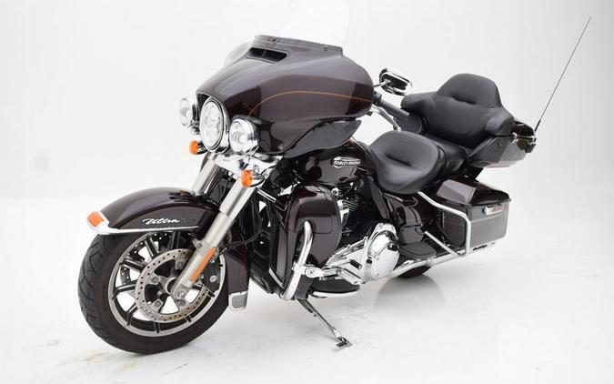 2014 Harley-Davidson® FLHTCU - Electra Glide® Ultra Classic®