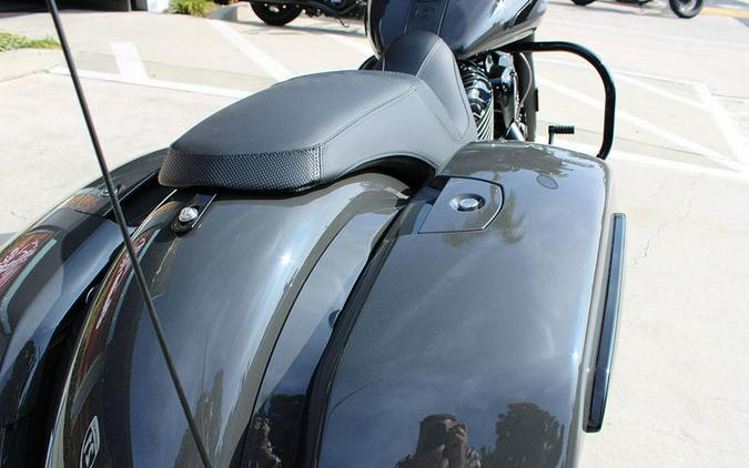 2024 Indian Motorcycle® Chieftain® Dark Horse® w/Powerband Audio Pkg Granite Gray