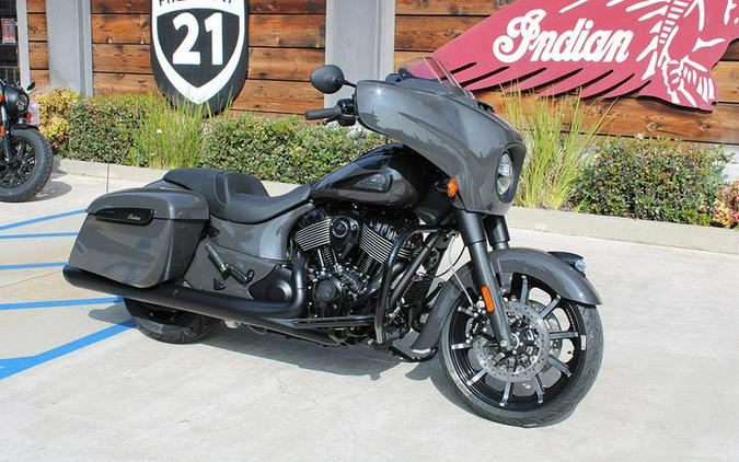 2024 Indian Motorcycle® Chieftain® Dark Horse® w/Powerband Audio Pkg Granite Gray