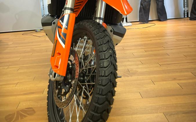 2024 KTM 890 ADVR