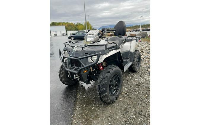 2017 Polaris Industries Sportsman® Touring 570 SP Silver Pearl