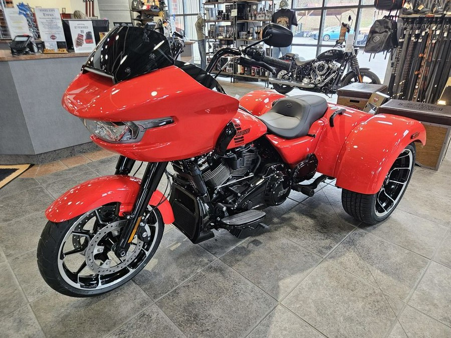 2026 Harley-Davidson® FLTRT - Road Glide® 3