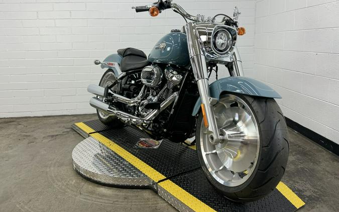 2024 Harley-Davidson Fat Boy 114 SHARKSKIN BLUE