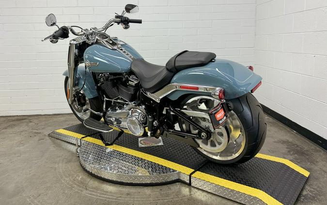 2024 Harley-Davidson Fat Boy 114 SHARKSKIN BLUE