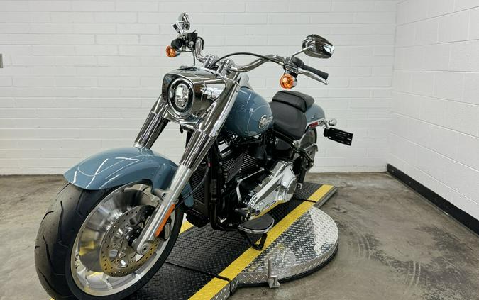 2024 Harley-Davidson Fat Boy 114 SHARKSKIN BLUE