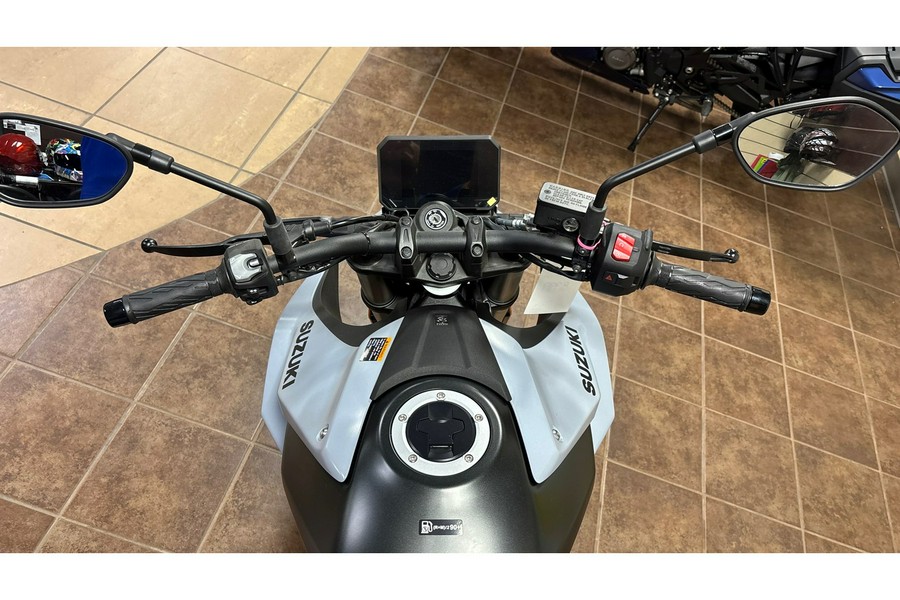 2024 Suzuki GSX-8S