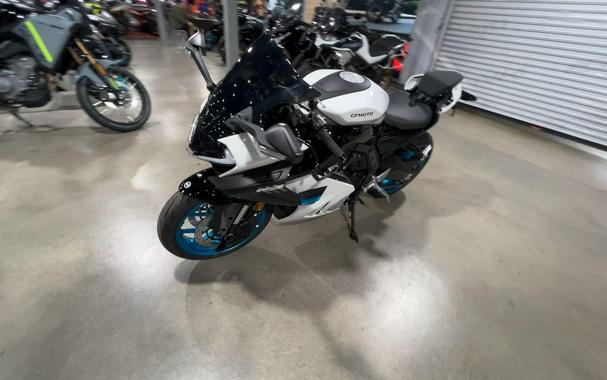 2026 CFMOTO 675SS