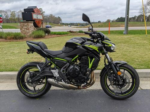 2020 Kawasaki Z650 Review (11 Fast Facts – Urban + Sport Motorcycle)