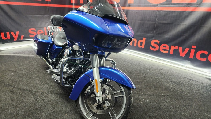2015 Harley-Davidson® FLTRXS