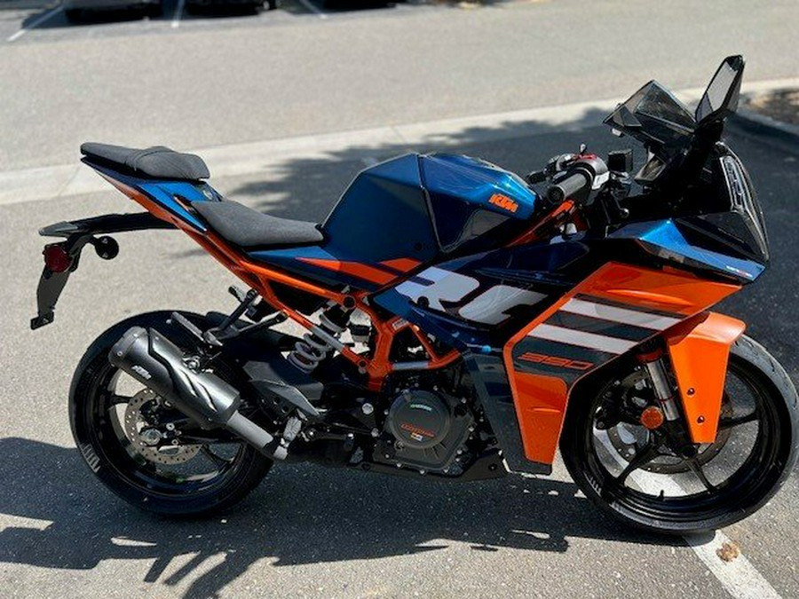 2024 KTM RC390