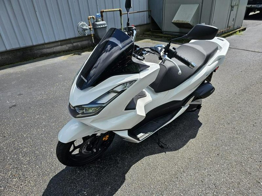 2022 Honda® PCX ABS