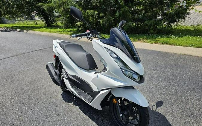 2022 Honda® PCX ABS