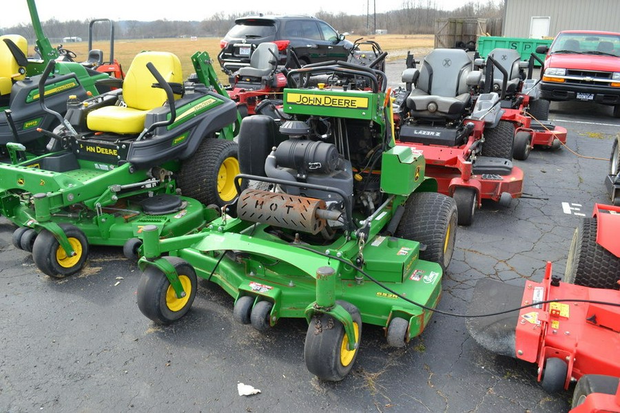 2015 John Deere 652R