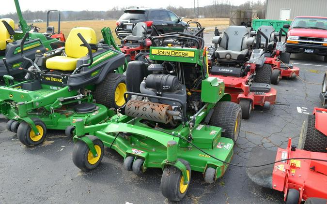 2015 John Deere 652R