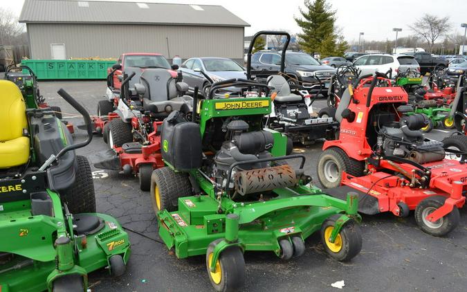 2015 John Deere 652R