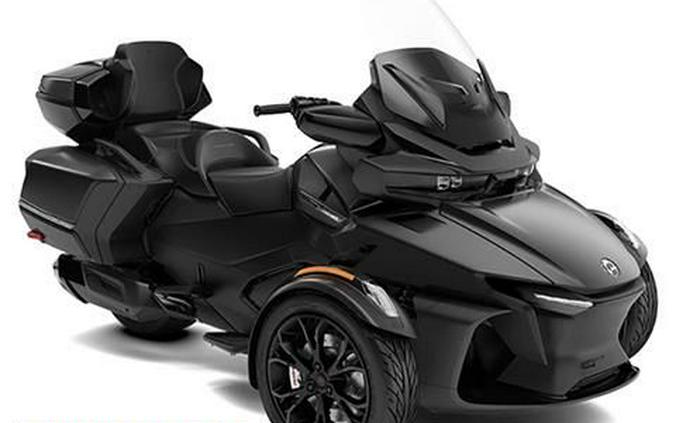 2023 Can-Am Spyder RT Review [Celebrating 2023 IFRD]