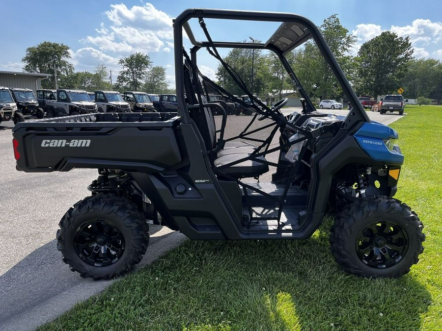 2023 Can-Am® Defender DPS HD10 Oxford Blue