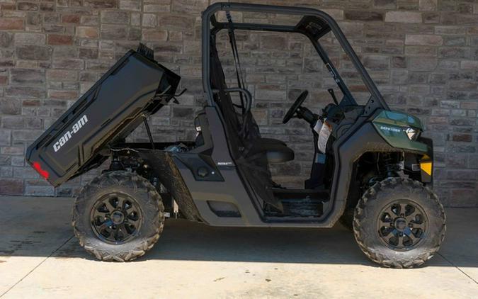 2024 Can-Am Defender DPS HD7 Tundra Green