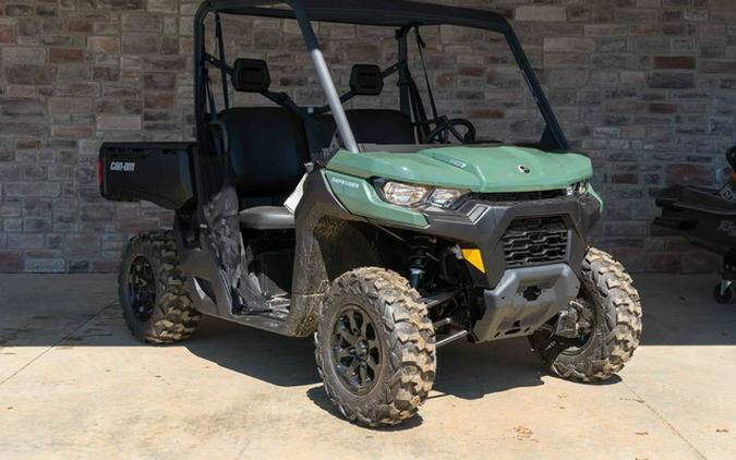 2024 Can-Am Defender DPS HD7 Tundra Green