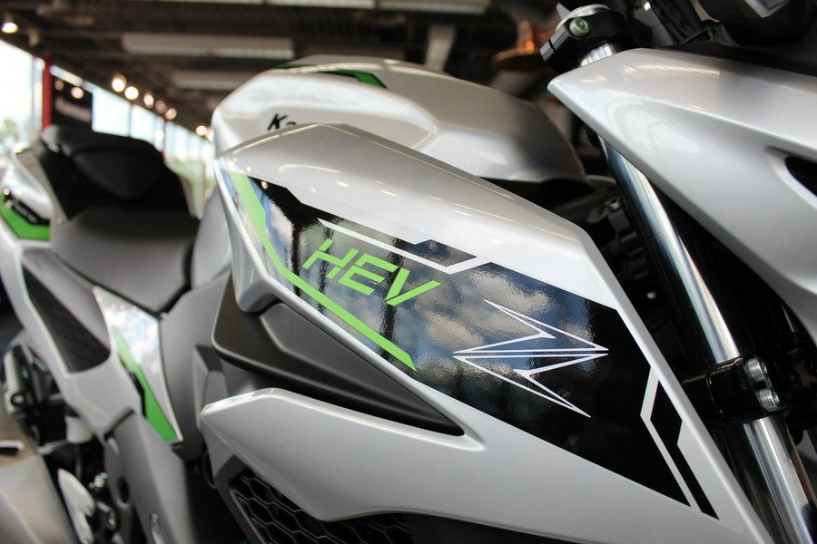 2024 Kawasaki Z7 Hybrid ABS