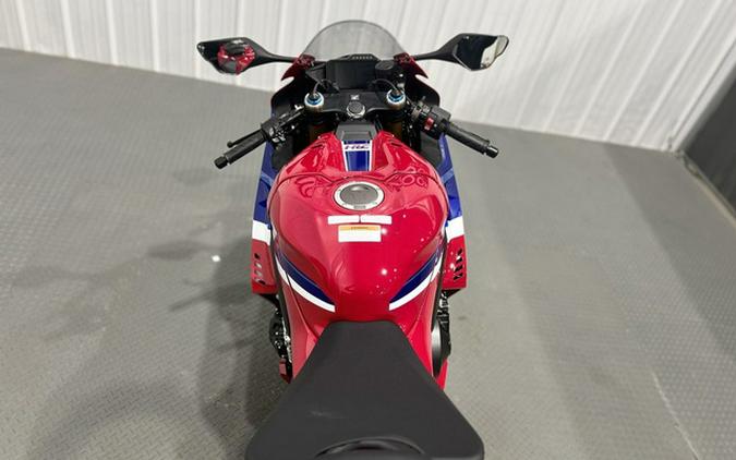 2026 Honda CBR1000RR-R Fireblade SP