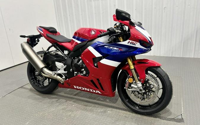 2026 Honda CBR1000RR-R Fireblade SP